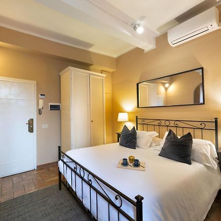 S1 Tower - Dolcevita Holiday Флоренция Экстерьер фото